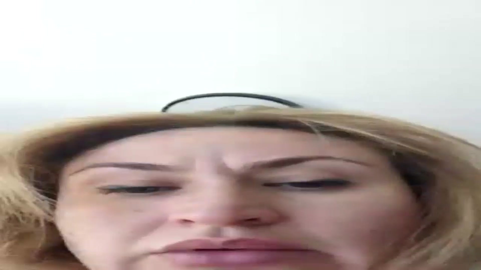 Gallery image thumbnail from AnyainLove's myfreecams stream on, 04/13/2026, 05:27 image 3 of 20