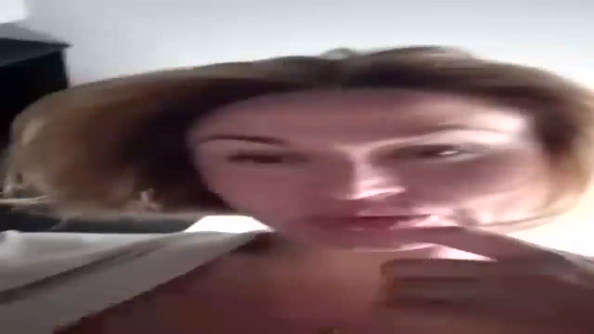 Gallery image thumbnail from AnyainLove's myfreecams stream on, 04/13/2026, 05:27 image 13 of 20