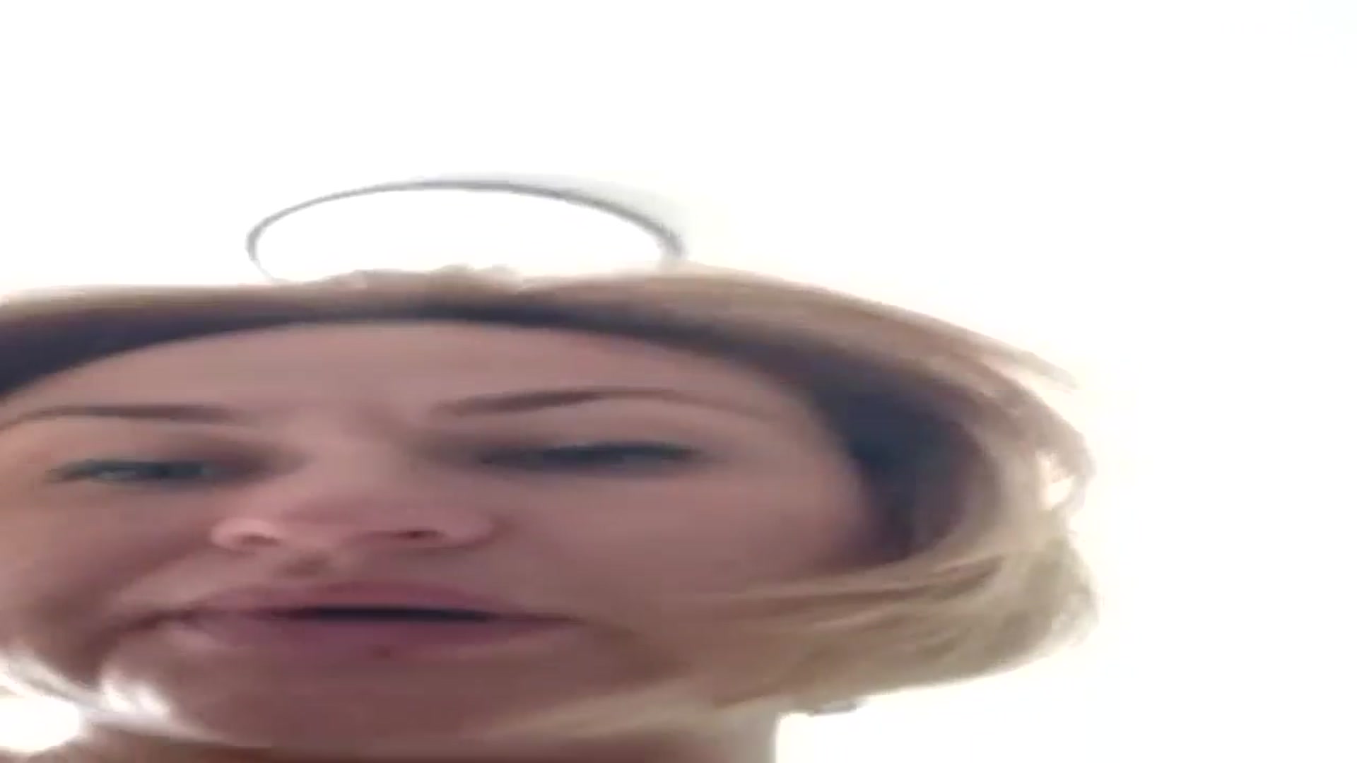 Gallery image thumbnail from AnyainLove's myfreecams stream on, 04/13/2026, 05:27 image 19 of 20