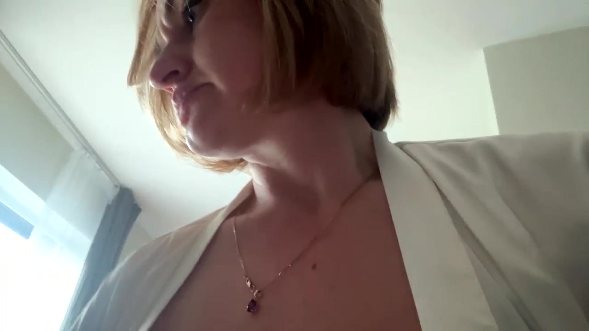 Gallery image thumbnail from AnyainLove's myfreecams stream on, 05/06/2026, 05:21 image 15 of 20