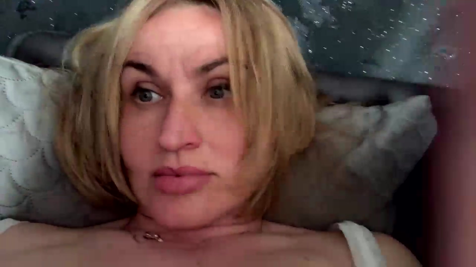 Gallery image thumbnail from AnyainLove's myfreecams stream on, 05/13/2026, 17:13 image 10 of 20