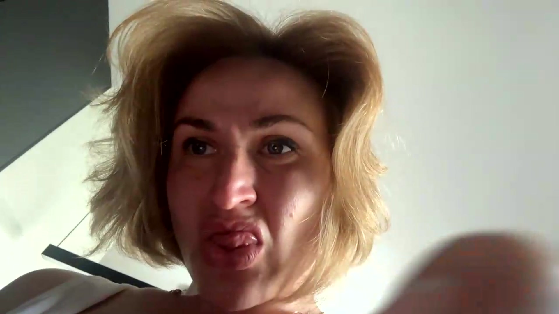 Gallery image thumbnail from AnyainLove's myfreecams stream on, 05/14/2026, 06:41 image 9 of 20