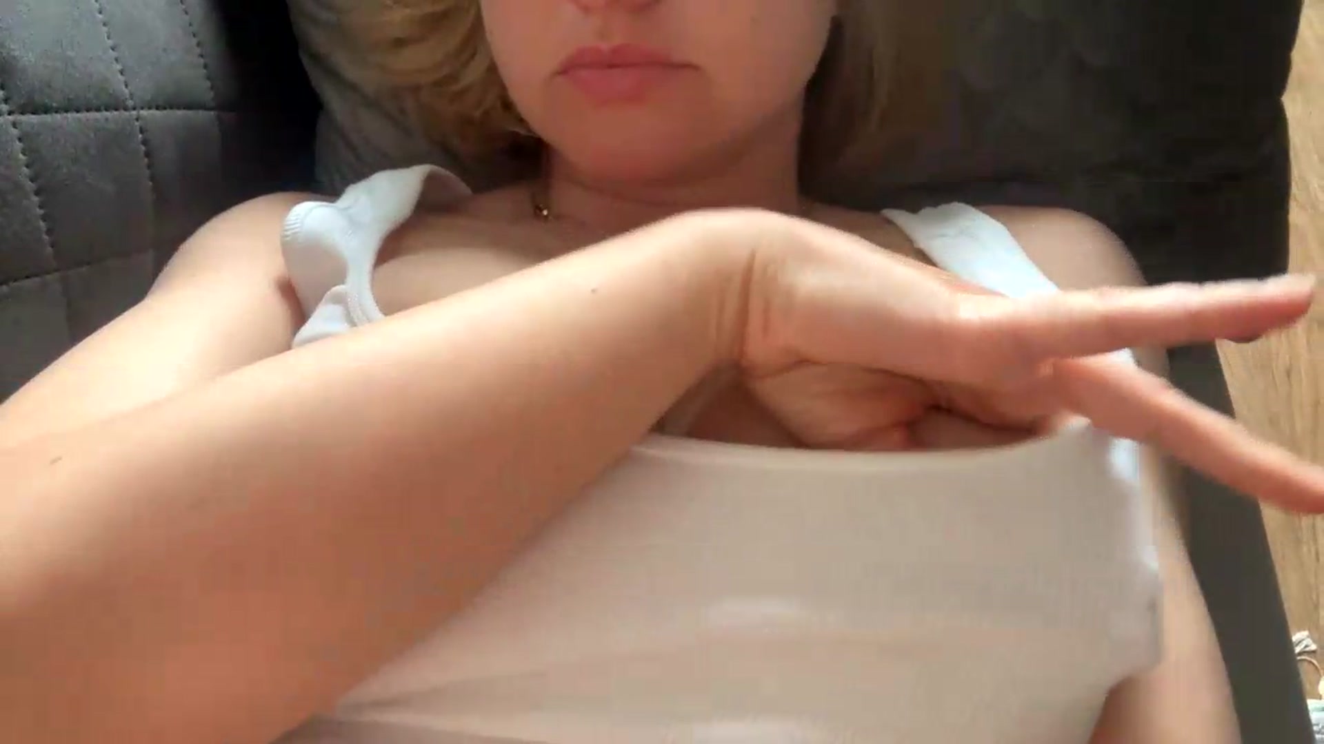 Gallery image thumbnail from AnyainLove's myfreecams stream on, 05/14/2026, 06:41 image 3 of 20