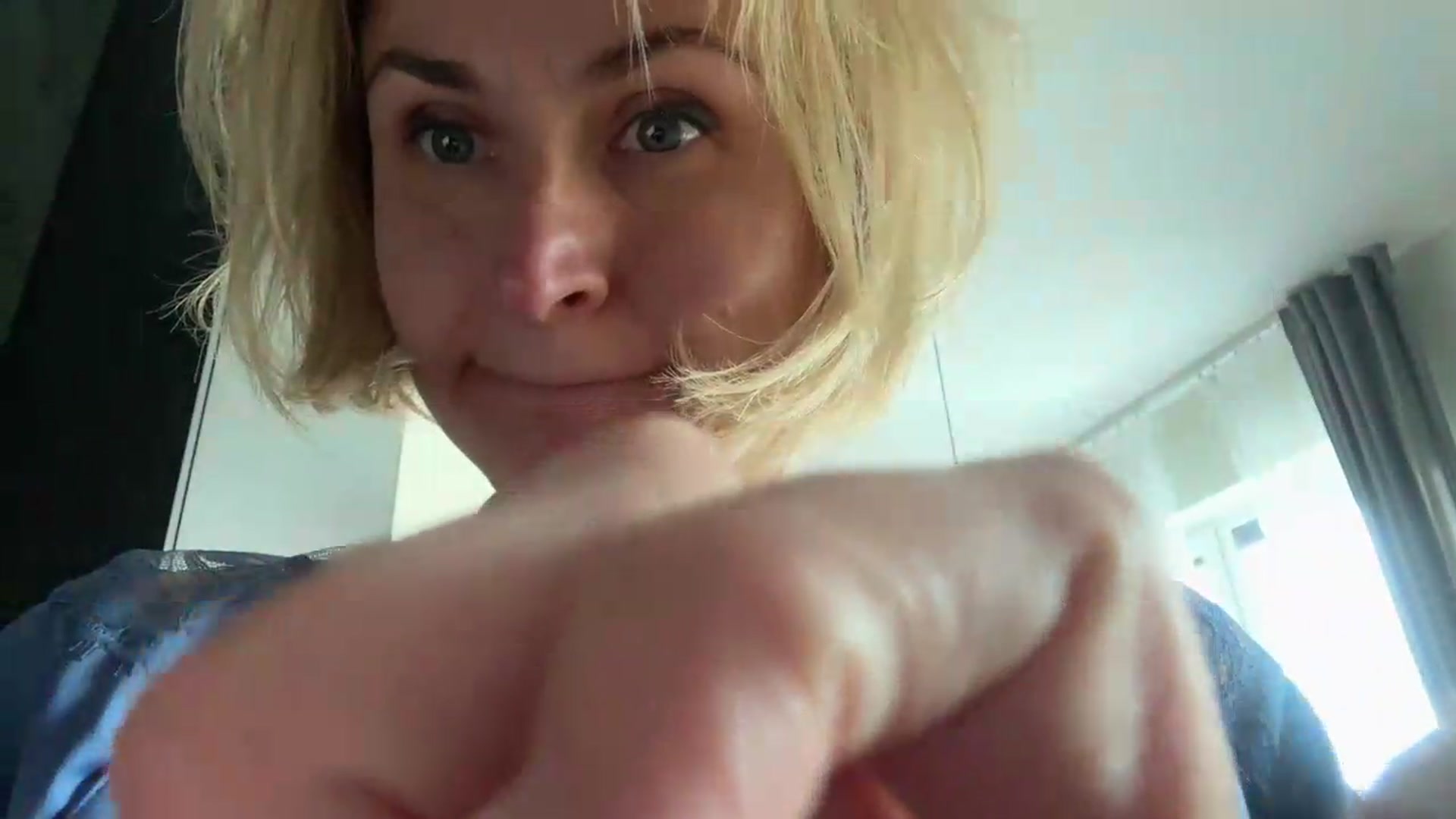 Gallery image thumbnail from AnyainLove's myfreecams stream on, 06/14/2026, 14:02 image 13 of 20