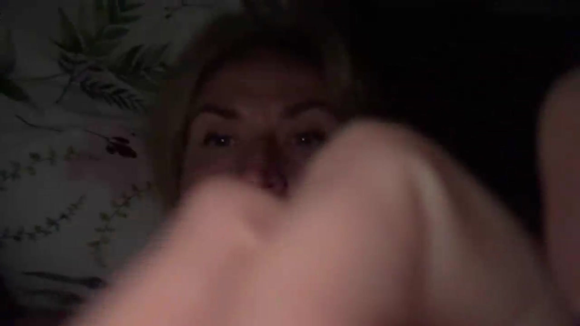 Gallery image thumbnail from AnyainLove's myfreecams stream on, 06/15/2026, 01:05 image 15 of 20