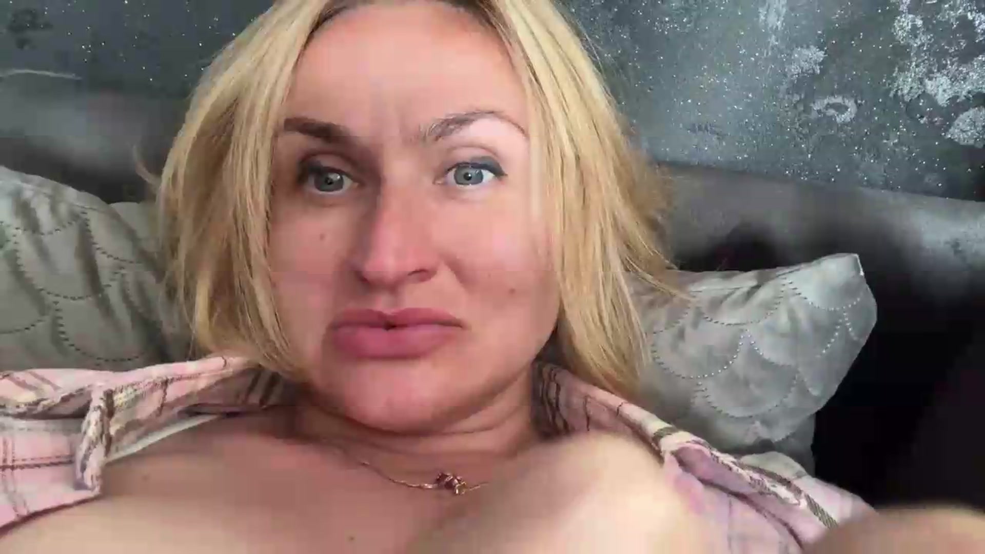 Gallery image thumbnail from AnyainLove's myfreecams stream on, 07/06/2026, 11:51 image 6 of 20
