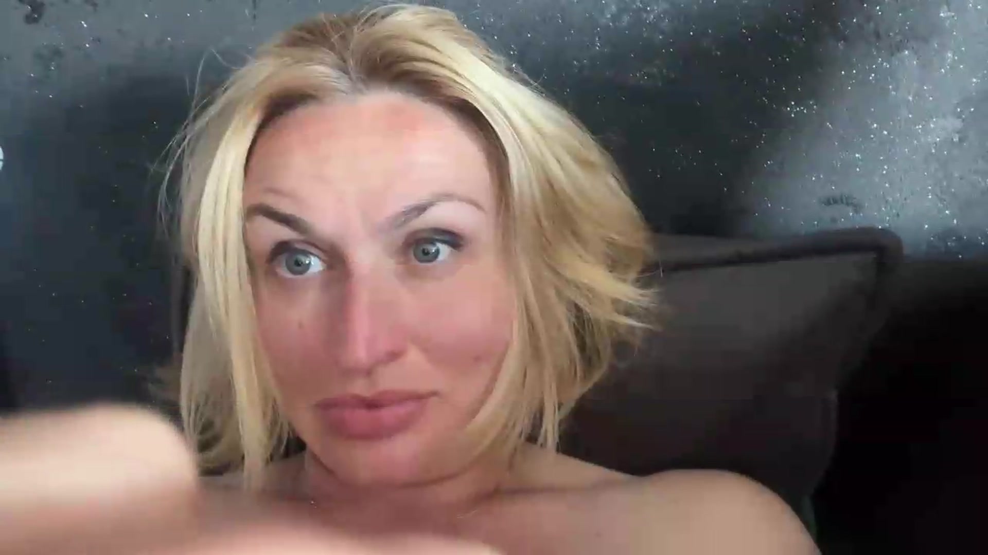 Gallery image thumbnail from AnyainLove's myfreecams stream on, 07/11/2026, 14:13 image 4 of 20