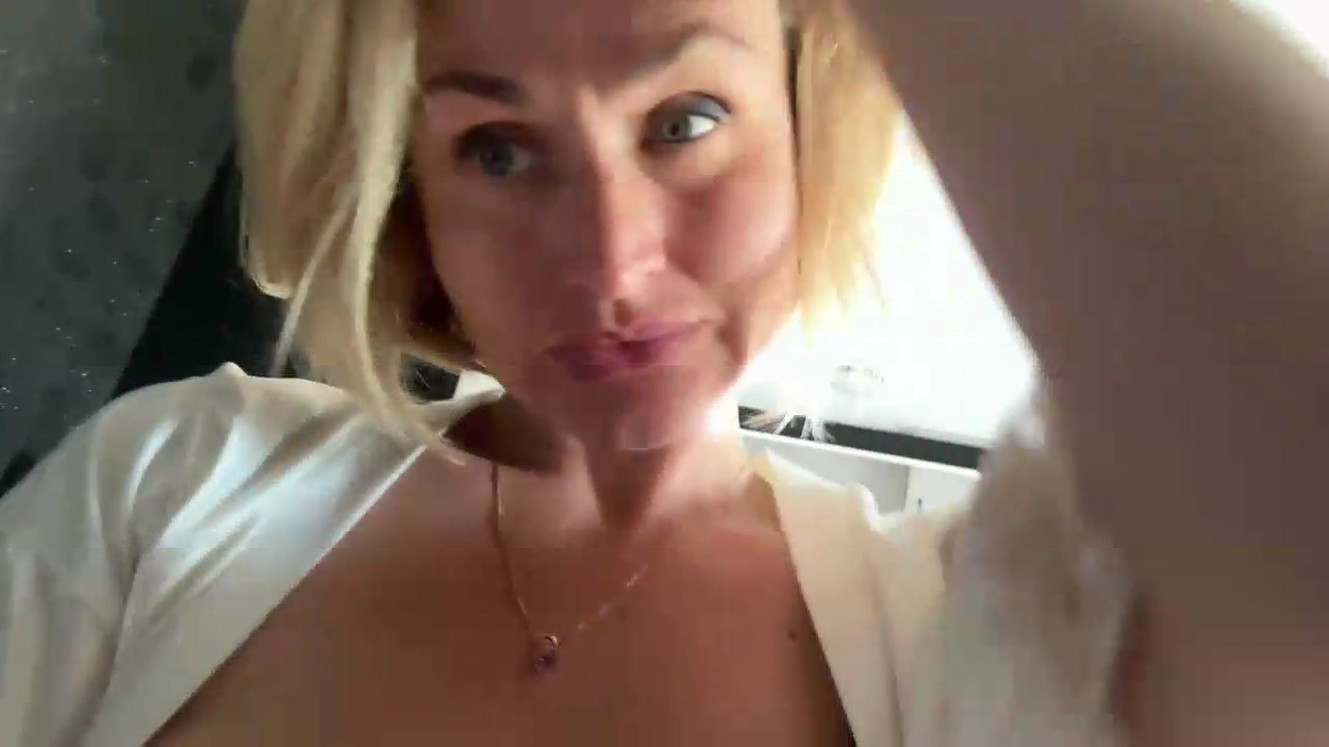 Gallery image thumbnail from AnyainLove's myfreecams stream on, 07/16/2026, 09:23 image 20 of 20