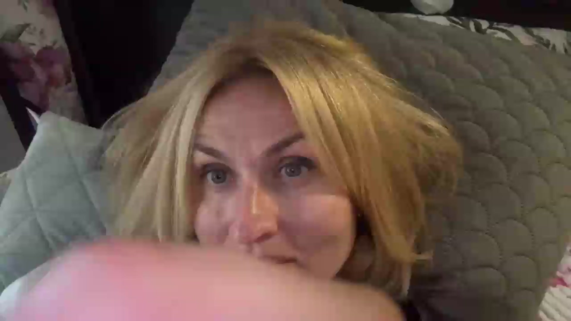 Gallery image thumbnail from AnyainLove's myfreecams stream on, 07/16/2026, 19:24 image 1 of 20
