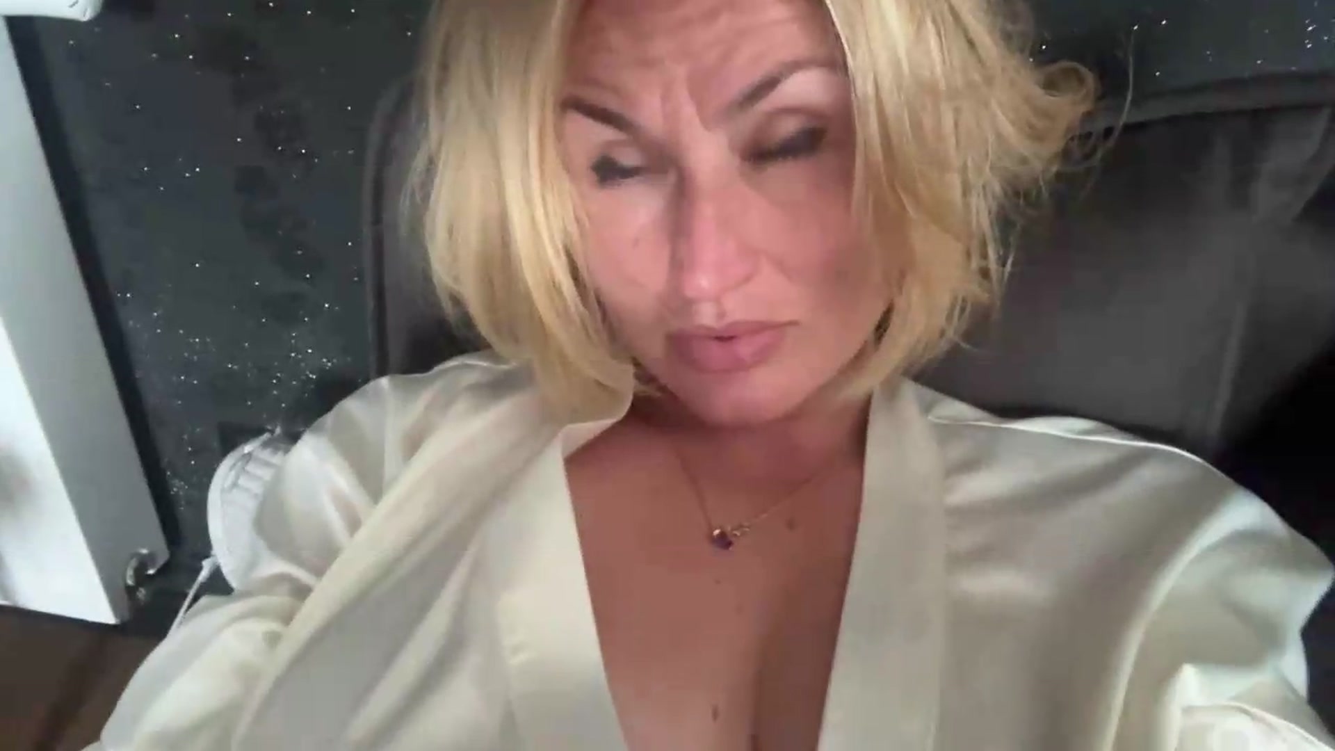 Gallery image thumbnail from AnyainLove's myfreecams stream on, 07/26/2026, 17:03 image 5 of 20