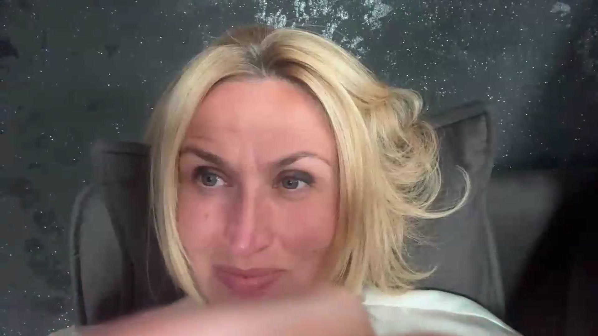 Gallery image thumbnail from AnyainLove's myfreecams stream on, 07/26/2026, 17:03 image 7 of 20