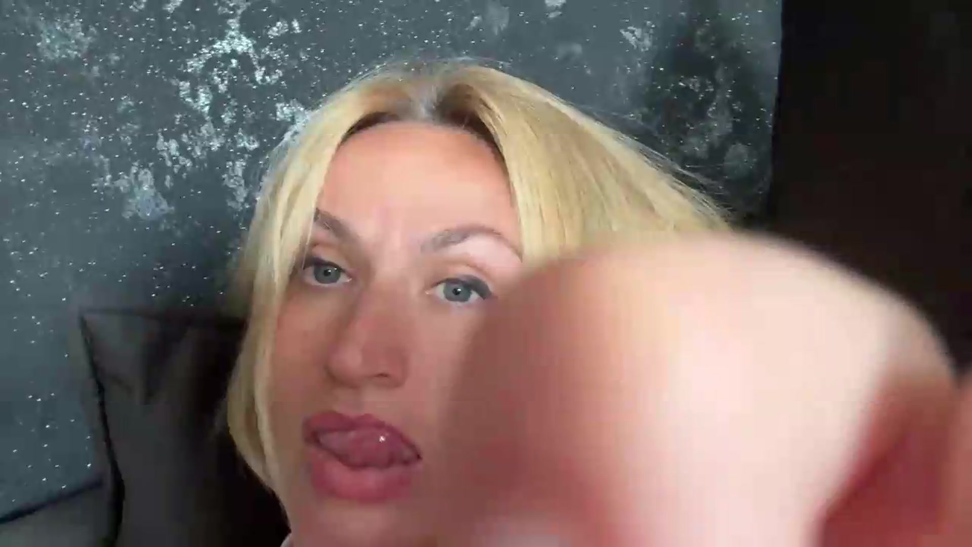 Gallery image thumbnail from AnyainLove's myfreecams stream on, 07/27/2026, 09:36 image 17 of 20