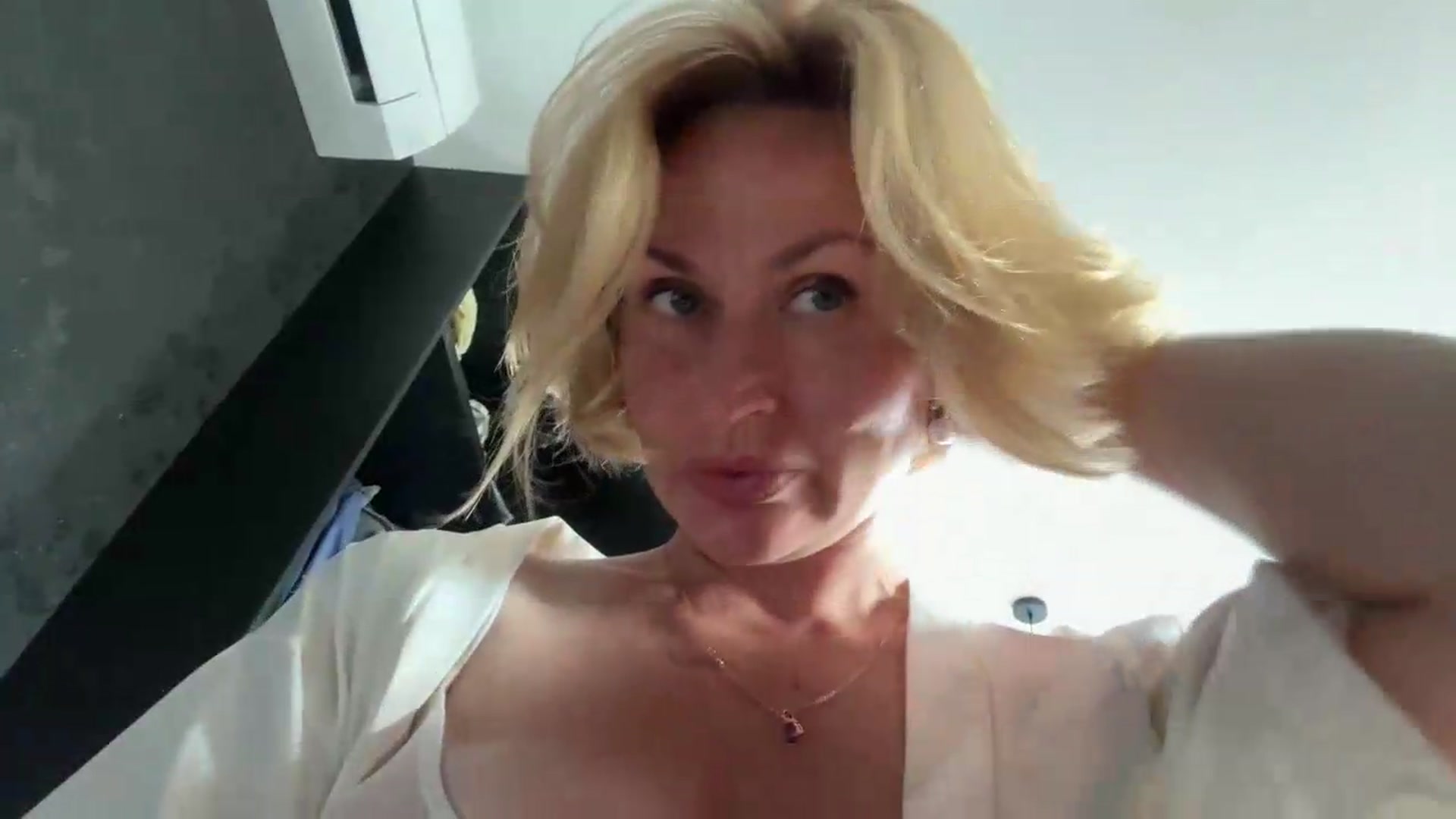 Gallery image thumbnail from AnyainLove's myfreecams stream on, 07/27/2026, 12:23 image 7 of 20