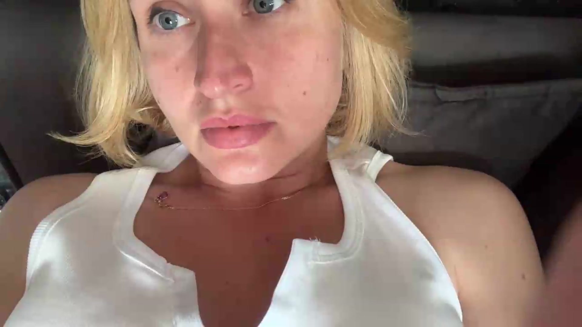 Gallery image thumbnail from AnyainLove's myfreecams stream on, 07/27/2026, 15:30 image 5 of 20