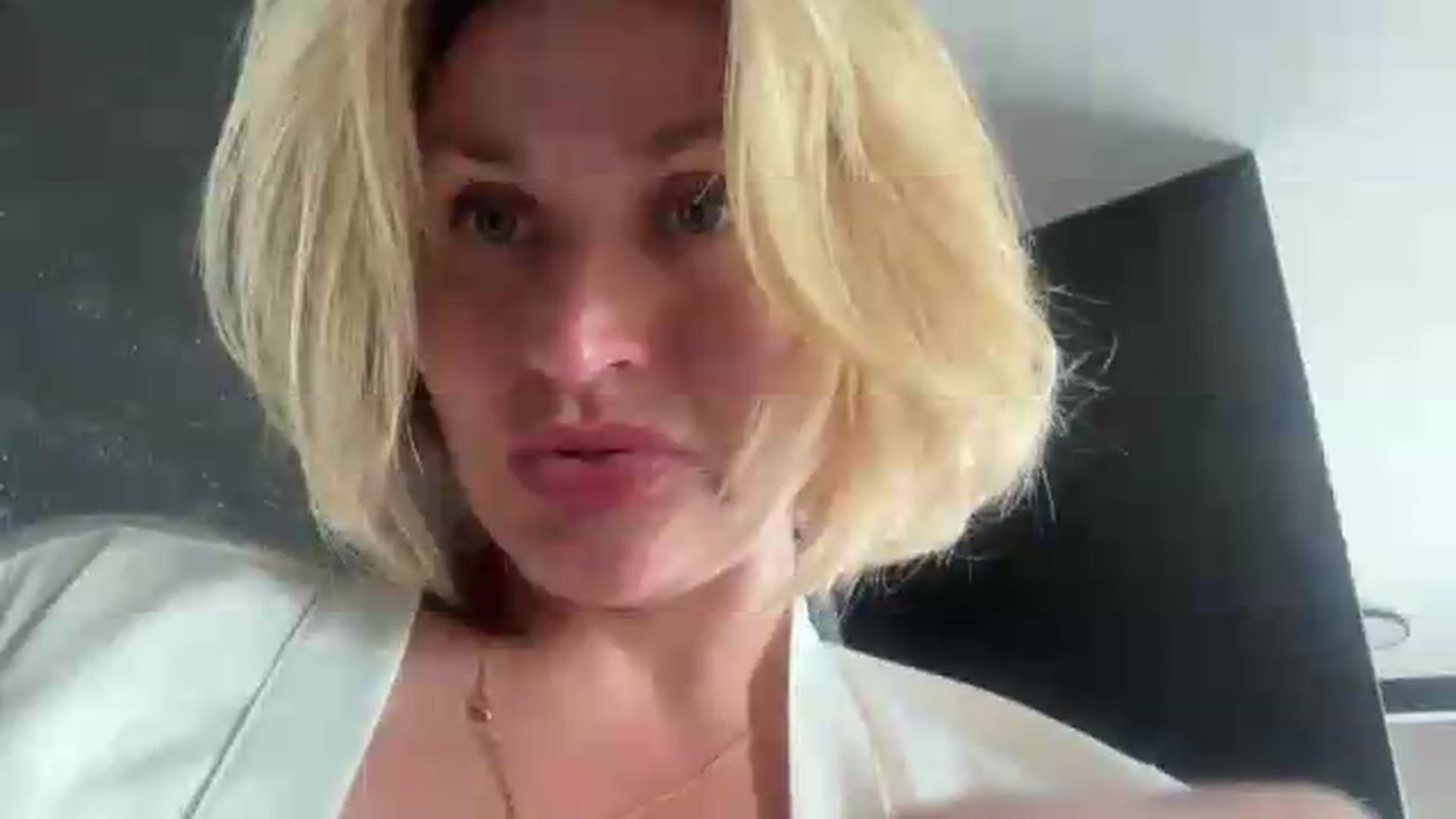 Gallery image thumbnail from AnyainLove's myfreecams stream on, 08/23/2026, 07:52 image 18 of 20