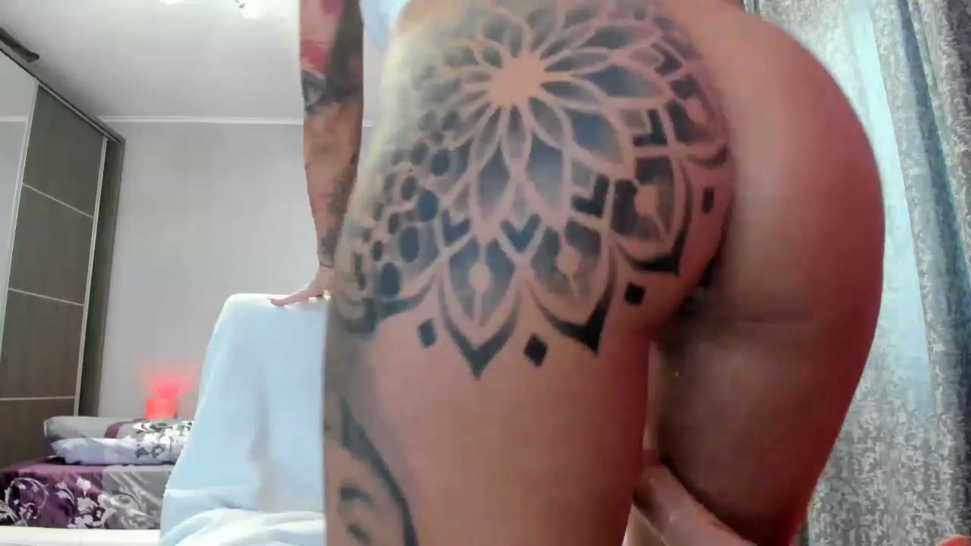Gallery image thumbnail from AnyssyaHoot's myfreecams stream on, 02/10/2023, 07:17 image 18 of 20