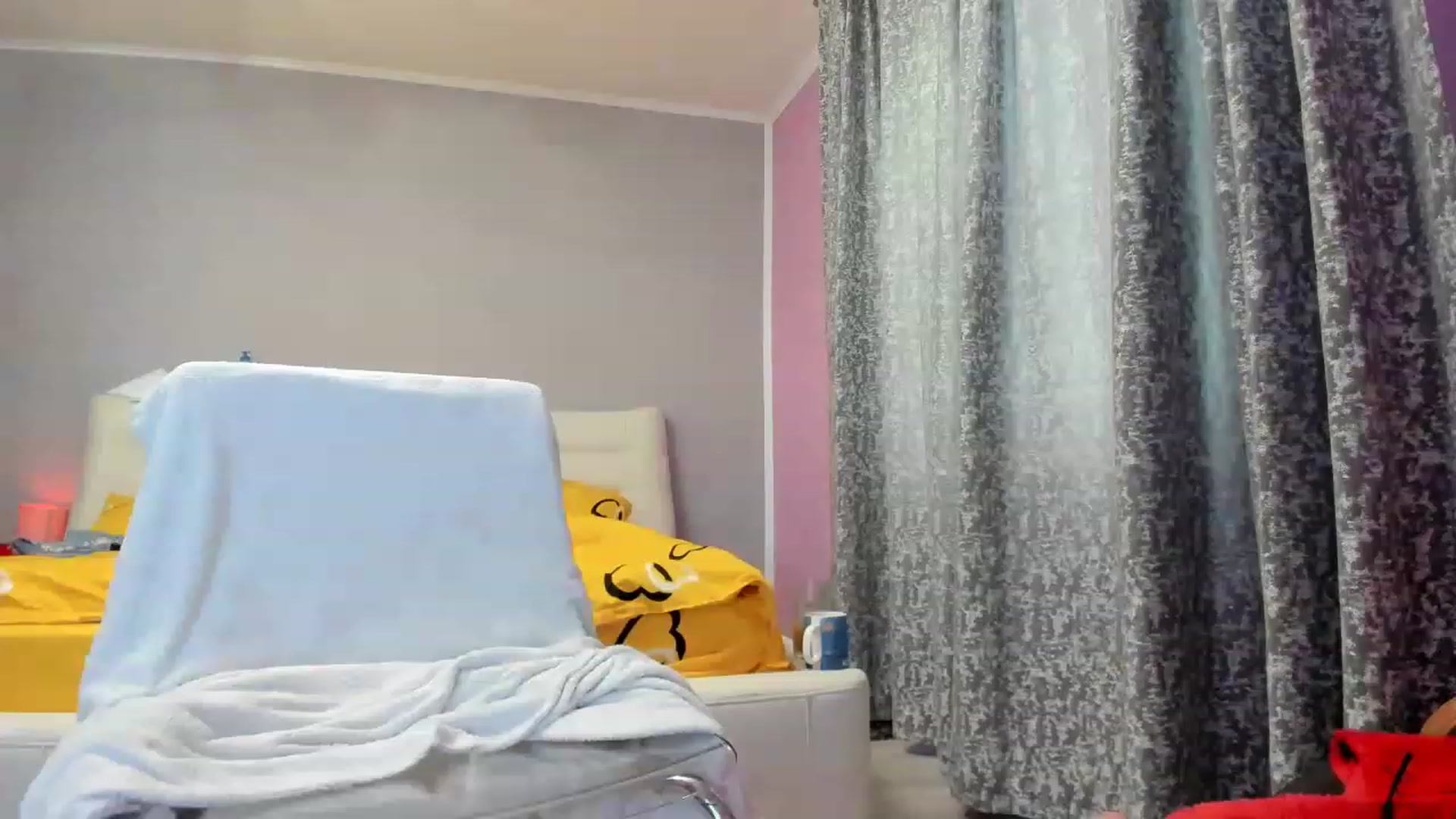 Gallery image thumbnail from AnyssyaHoot's myfreecams stream on, 06/09/2023, 12:58 image 18 of 20