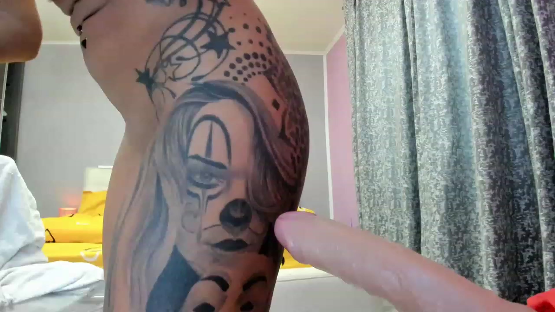 Gallery image thumbnail from AnyssyaHoot's myfreecams stream on, 06/13/2023, 16:31 image 20 of 20