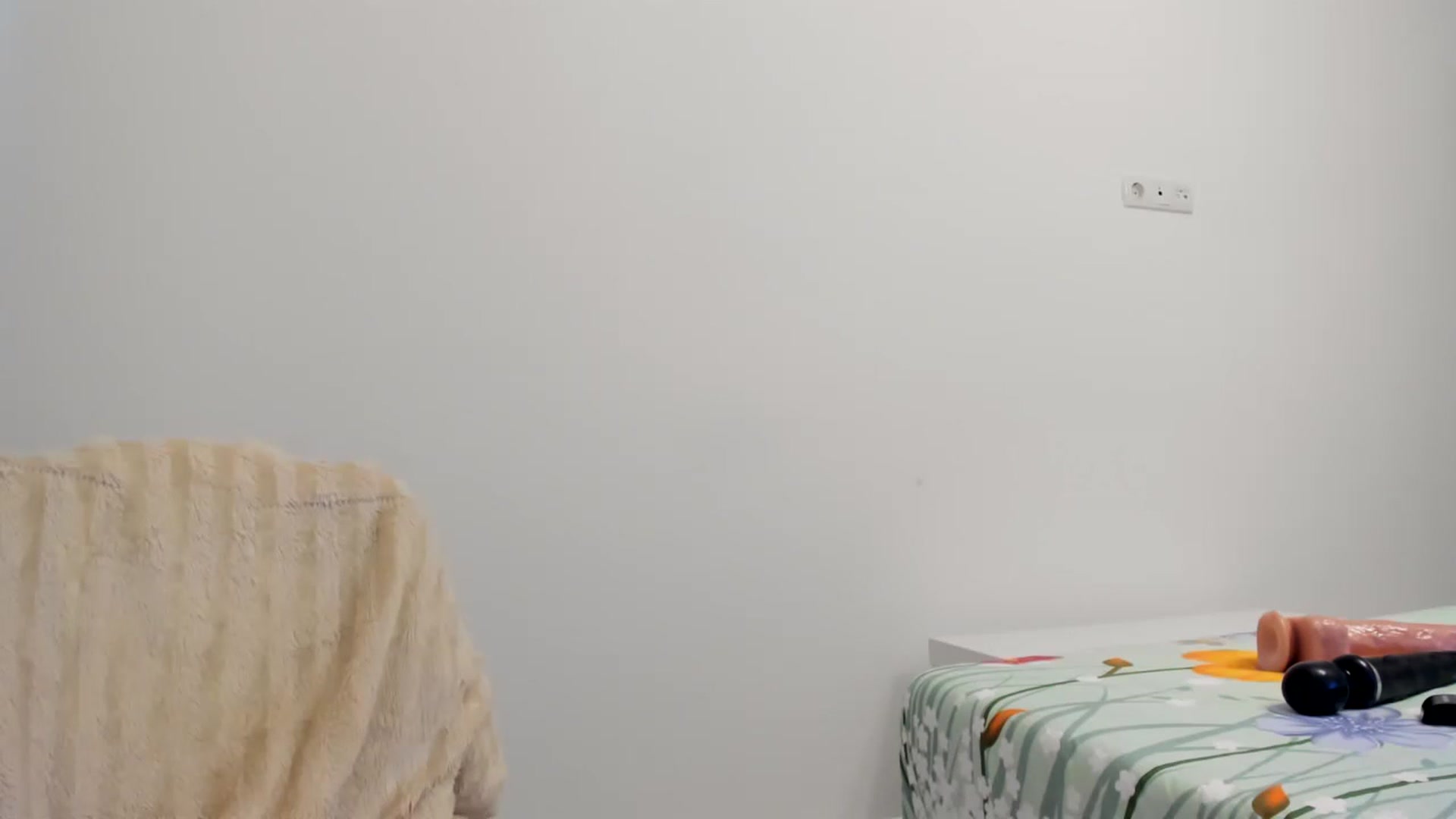 Gallery image thumbnail from AnyssyaHoot's myfreecams stream on, 08/24/2023, 09:21 image 6 of 20