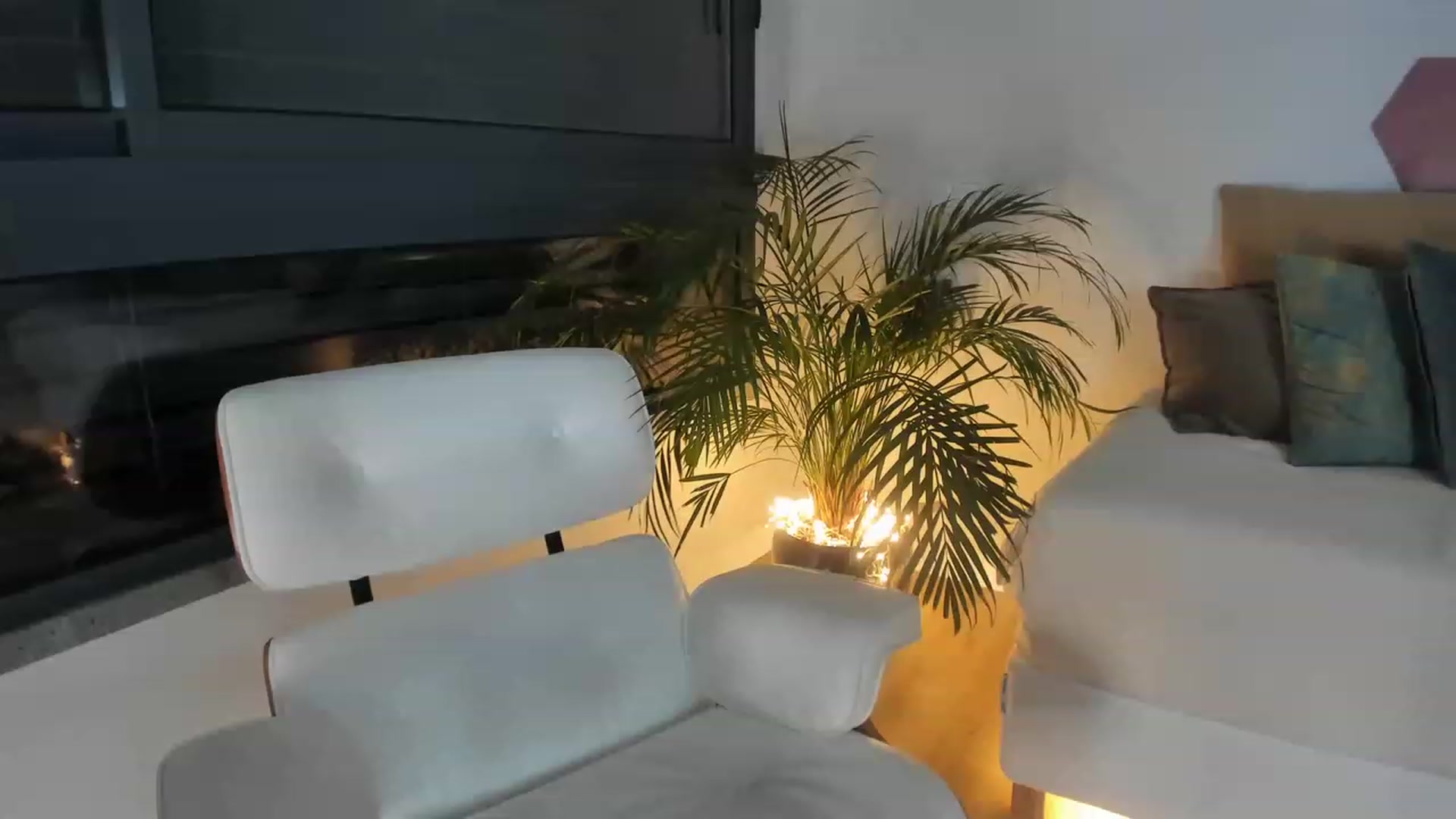 Gallery image thumbnail from AoifeOneal's myfreecams stream on, 01/28/2023, 19:51 image 14 of 20