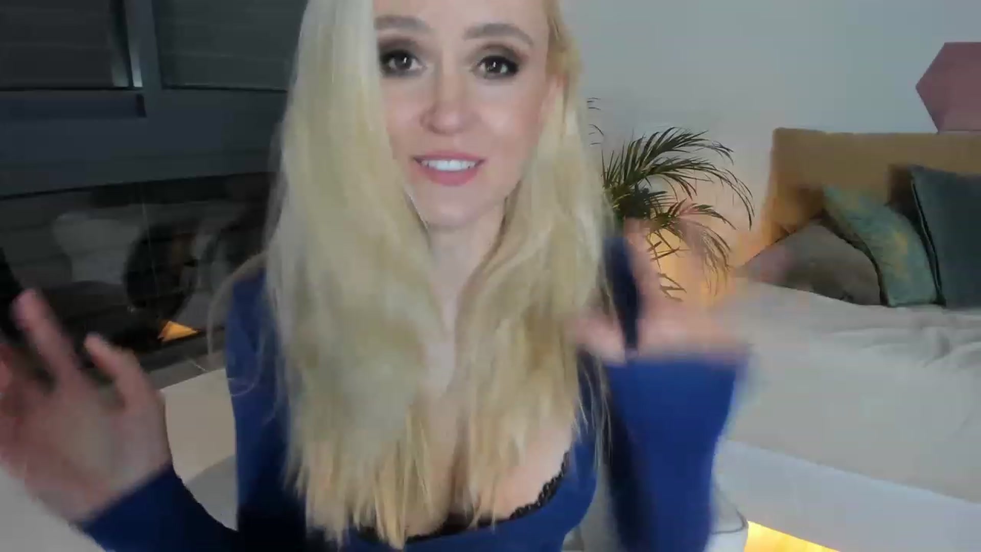 Gallery image thumbnail from AoifeOneal's myfreecams stream on, 01/28/2023, 20:29 image 8 of 20