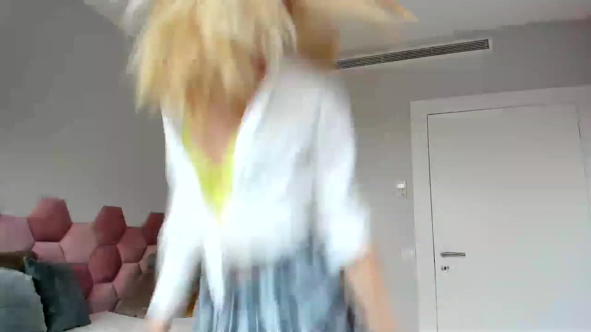 Gallery image thumbnail from AoifeOneal's myfreecams stream on, 09/09/2023, 19:42 image 1 of 20