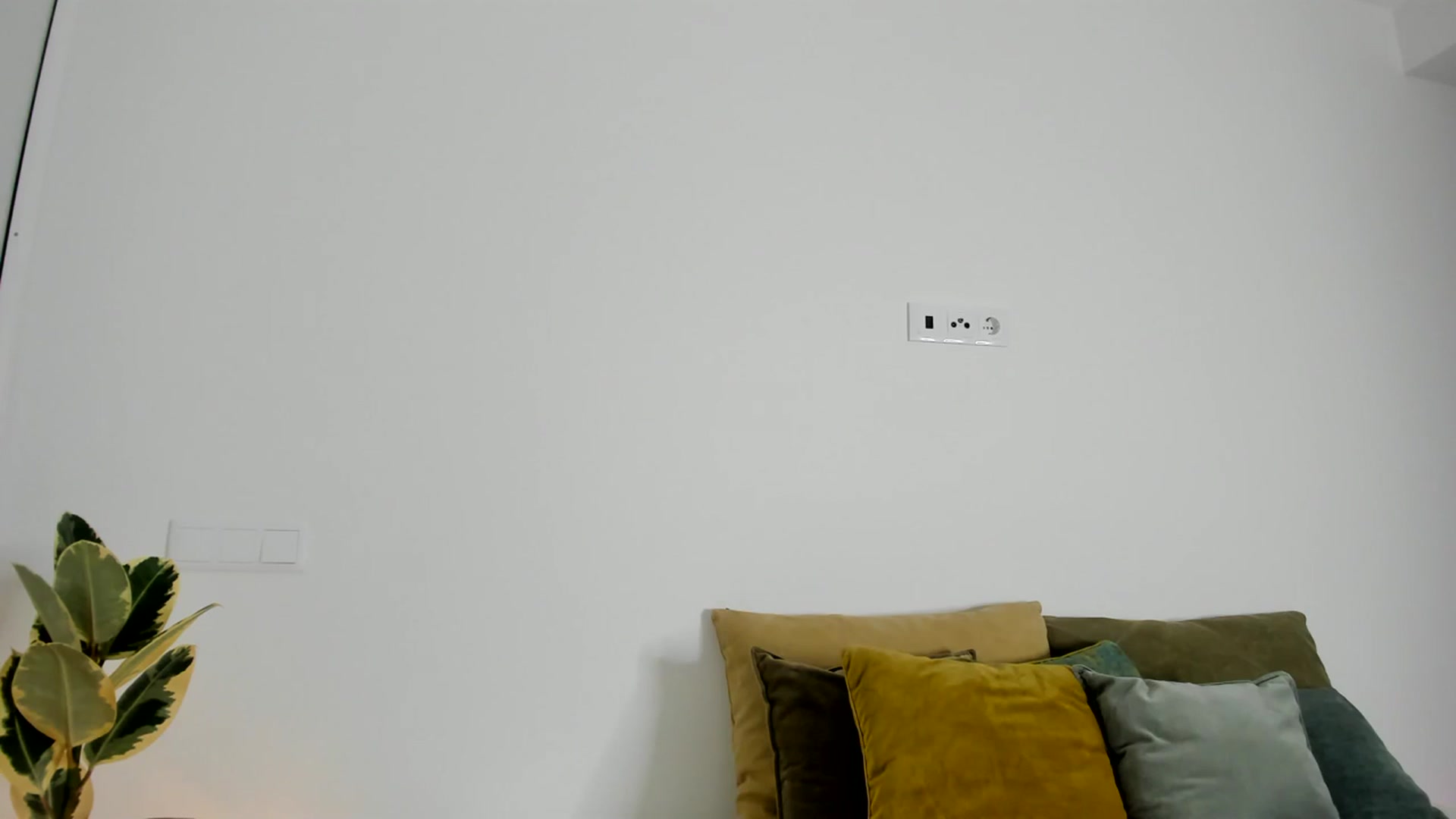 Gallery image thumbnail from AoifeOneal's myfreecams stream on, 10/29/2023, 18:30 image 17 of 20