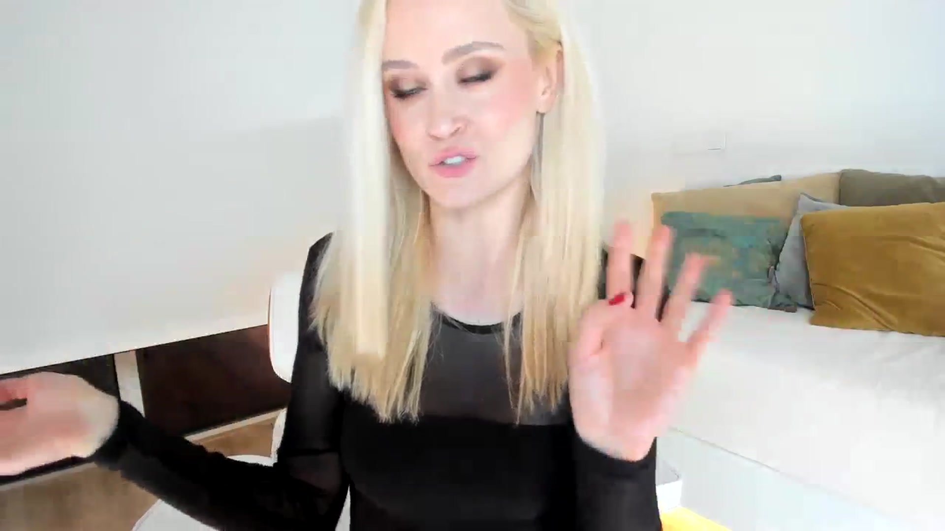 Gallery image thumbnail from AoifeOneal's myfreecams stream on, 02/02/2024, 19:49 image 11 of 20