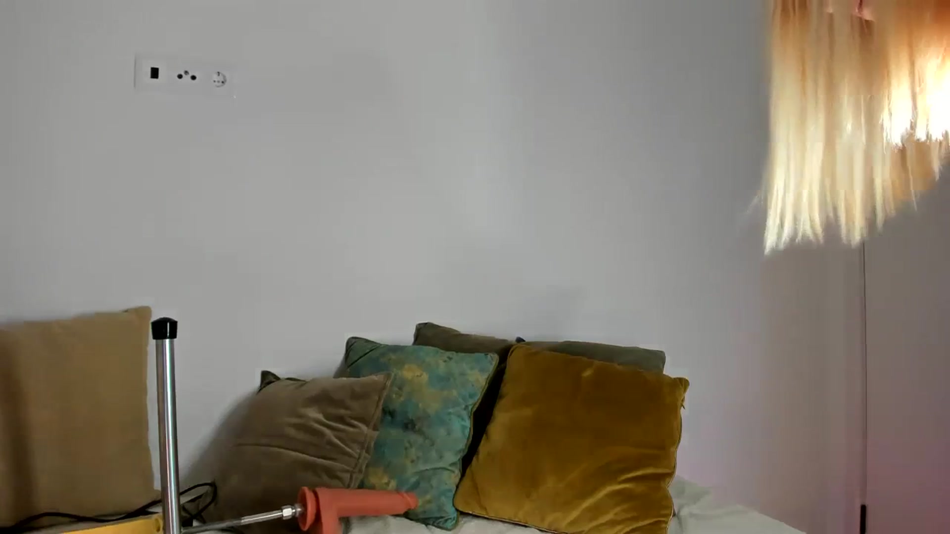 Gallery image thumbnail from AoifeOneal's myfreecams stream on, 03/27/2024, 21:22 image 18 of 20