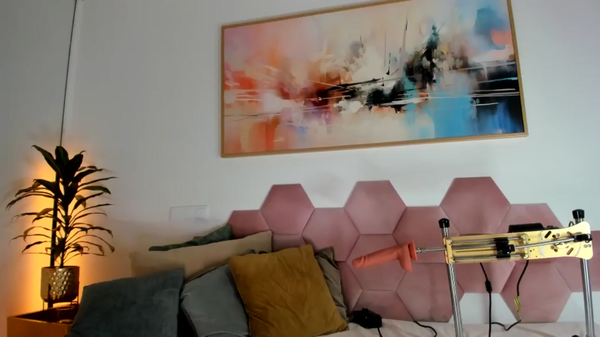 Gallery image thumbnail from AoifeOneal's myfreecams stream on, 03/02/2025, 21:12 image 20 of 20