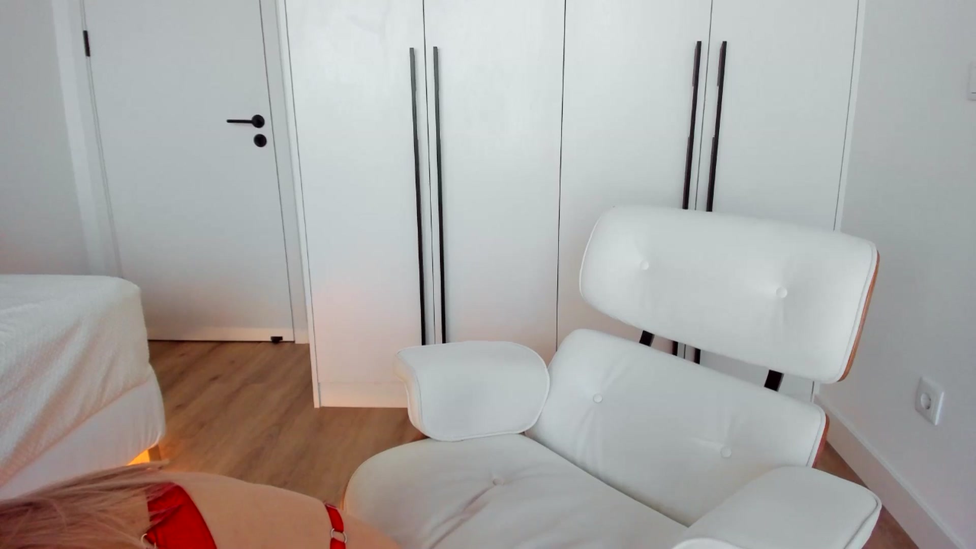 Gallery image thumbnail from AoifeOneal's myfreecams stream on, 05/03/2025, 19:45 image 16 of 20