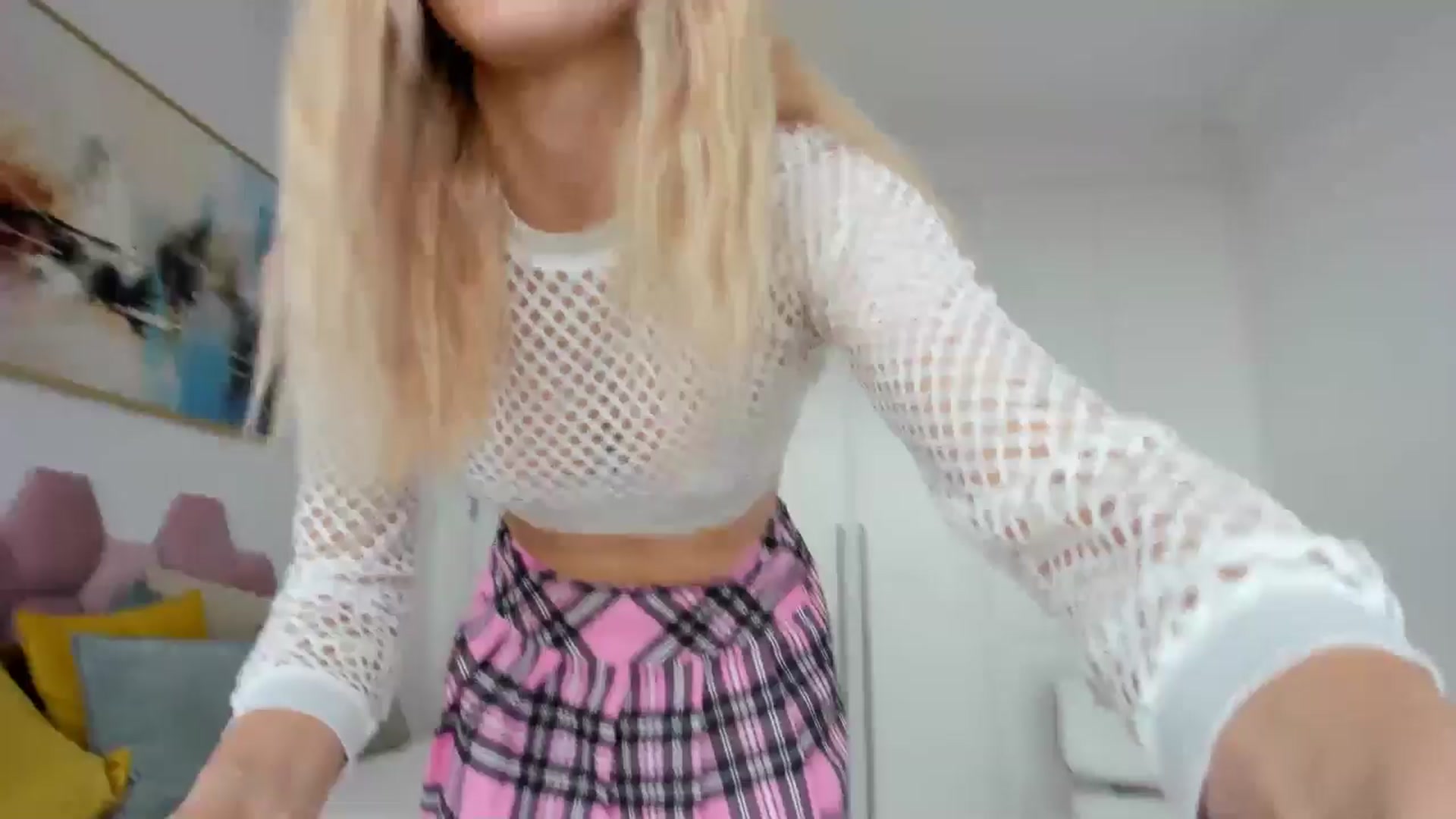 Gallery image thumbnail from AoifeOneal's myfreecams stream on, 05/17/2025, 19:47 image 1 of 20