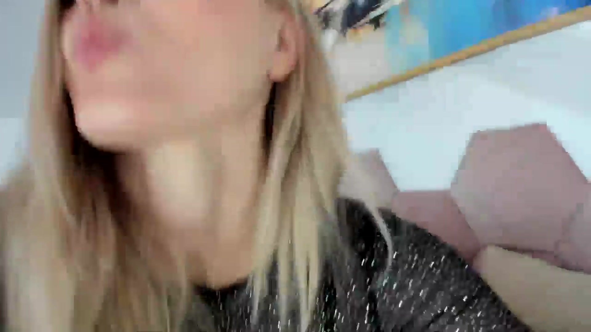 Gallery image thumbnail from AoifeOneal's myfreecams stream on, 06/28/2025, 20:27 image 15 of 20