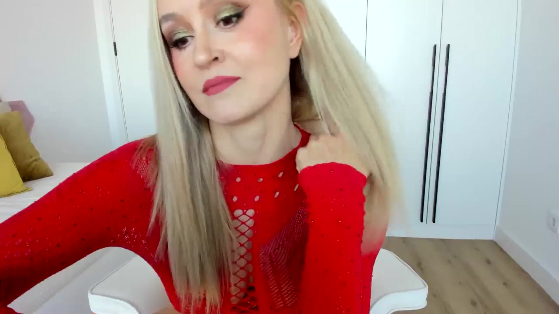 Gallery image thumbnail from AoifeOneal's myfreecams stream on, 07/30/2025, 19:33 image 3 of 20