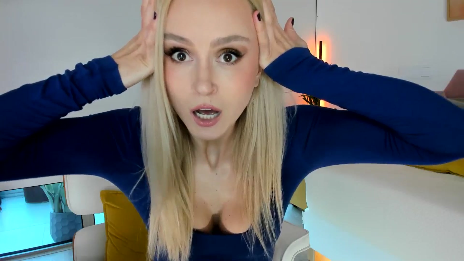 Gallery image thumbnail from AoifeOneal's myfreecams stream on, 09/03/2025, 19:09 image 9 of 20