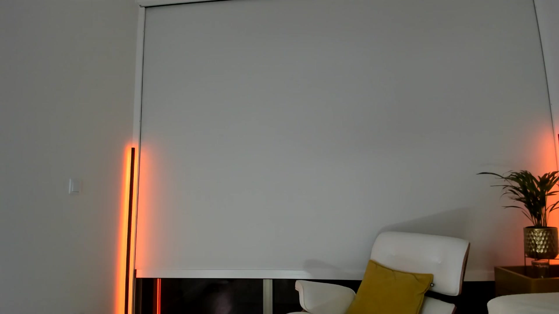 Gallery image thumbnail from AoifeOneal's myfreecams stream on, 10/30/2025, 19:39 image 15 of 20