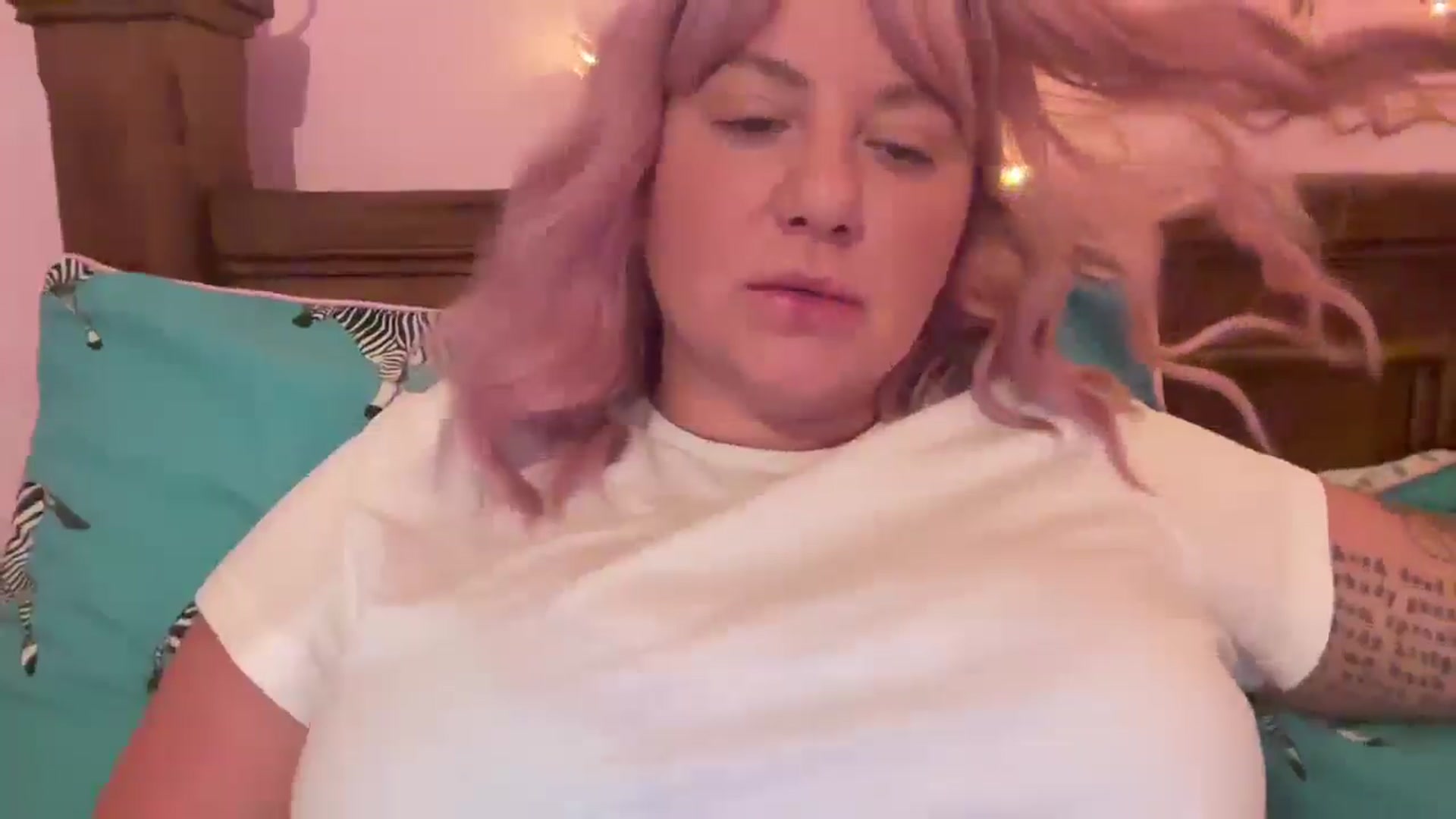 Gallery image thumbnail from Apandabella's myfreecams stream on, 08/03/2025, 14:34 image 12 of 20
