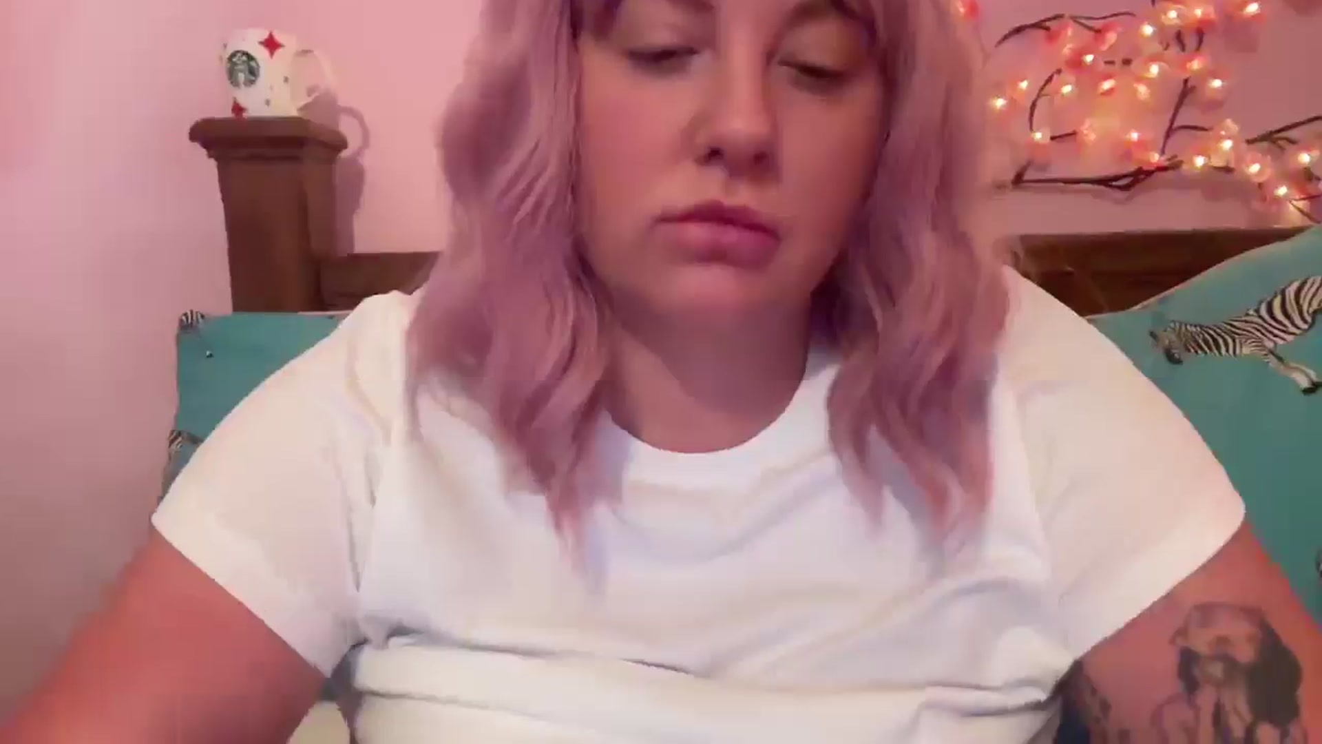Gallery image thumbnail from Apandabella's myfreecams stream on, 08/03/2025, 14:34 image 16 of 20
