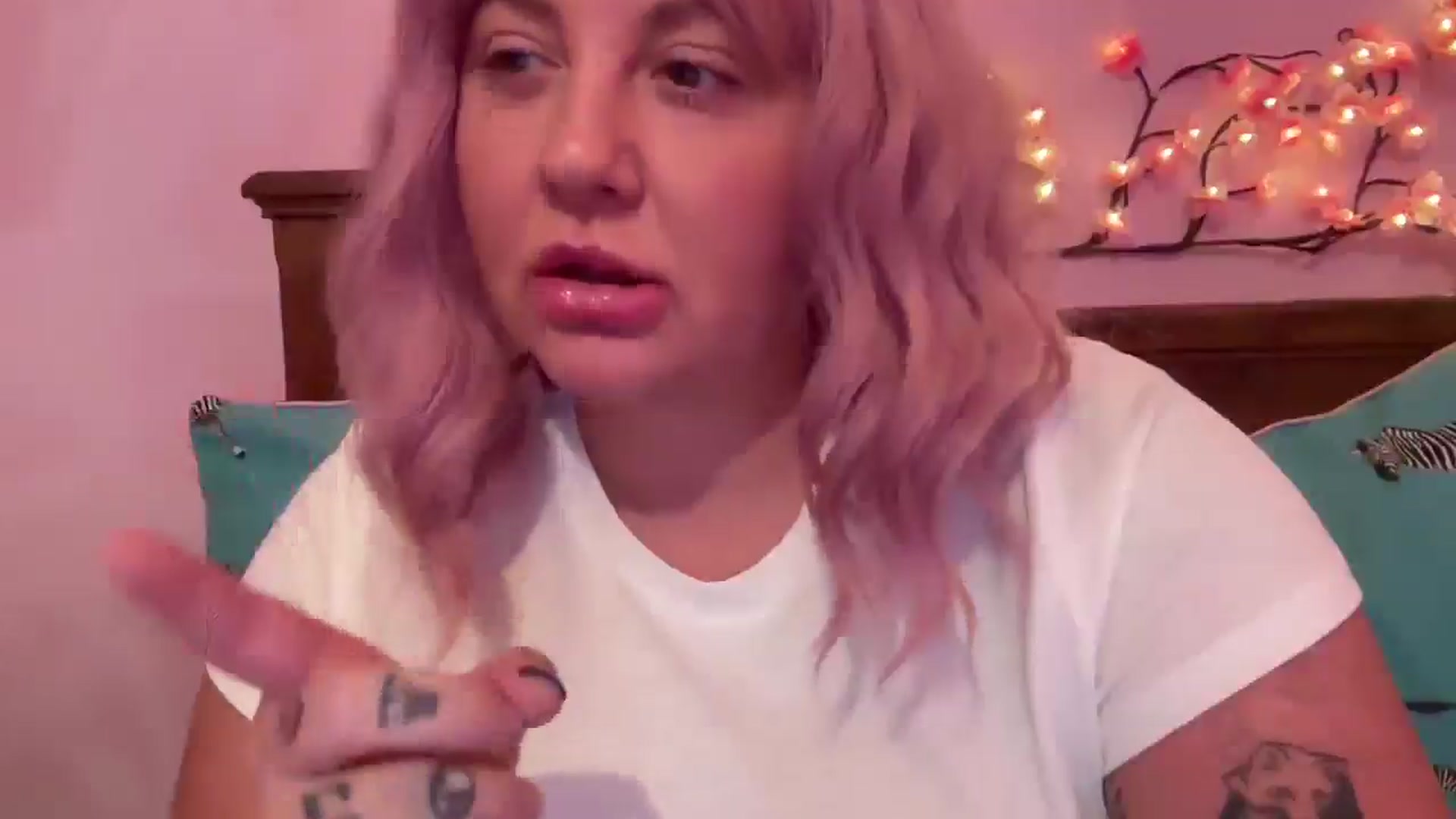 Gallery image thumbnail from Apandabella's myfreecams stream on, 08/03/2025, 15:10 image 15 of 20