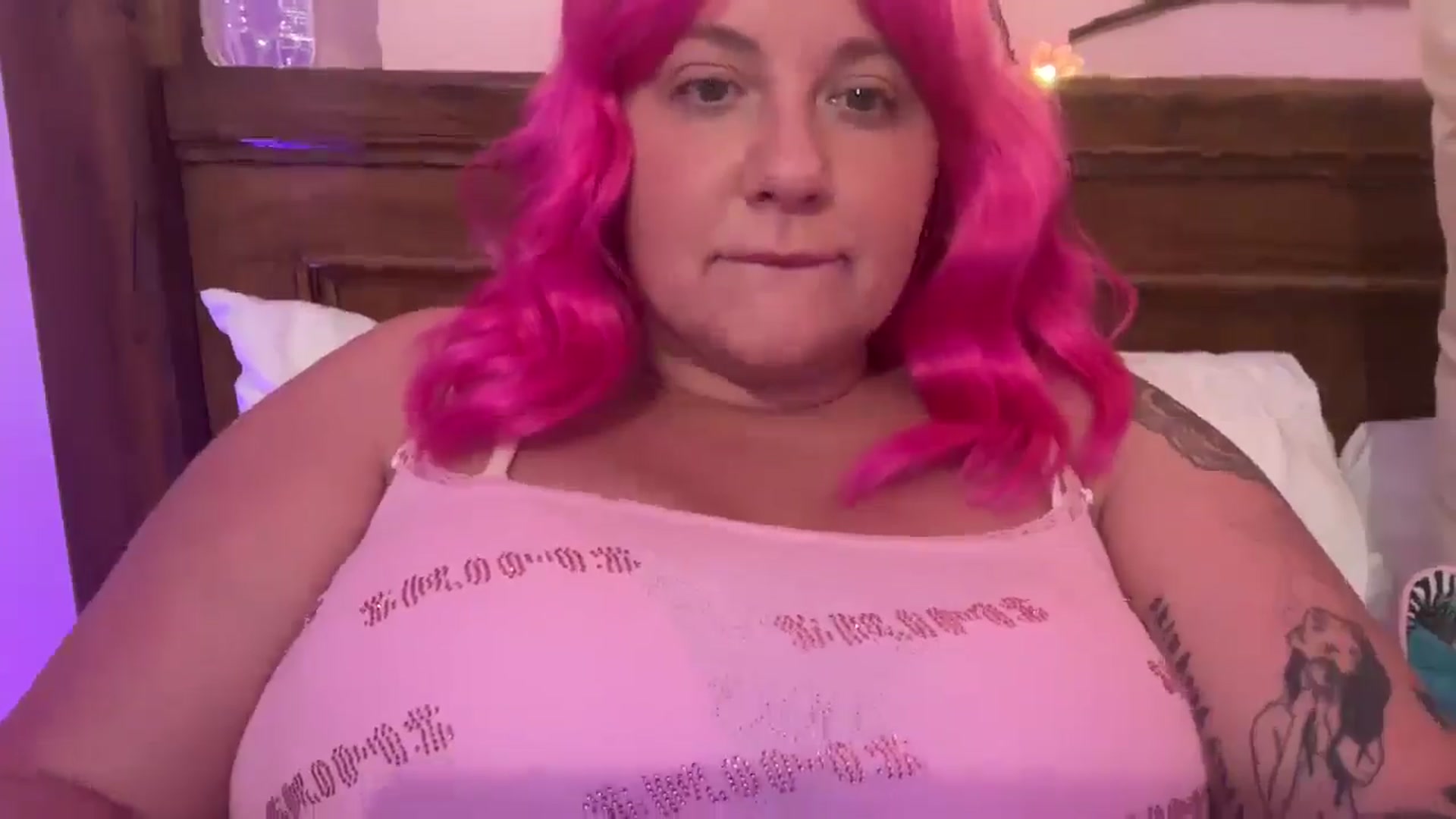 Gallery image thumbnail from Apandabella's myfreecams stream on, 08/10/2025, 13:38 image 18 of 20