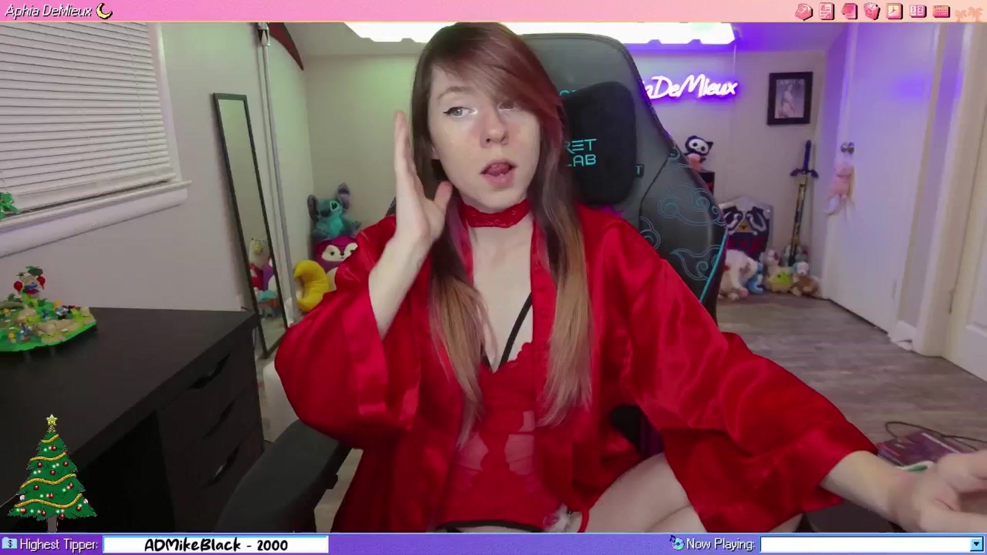 Gallery image thumbnail from AphiaDeMieux's myfreecams stream on, 12/22/2025, 05:00 image 4 of 20