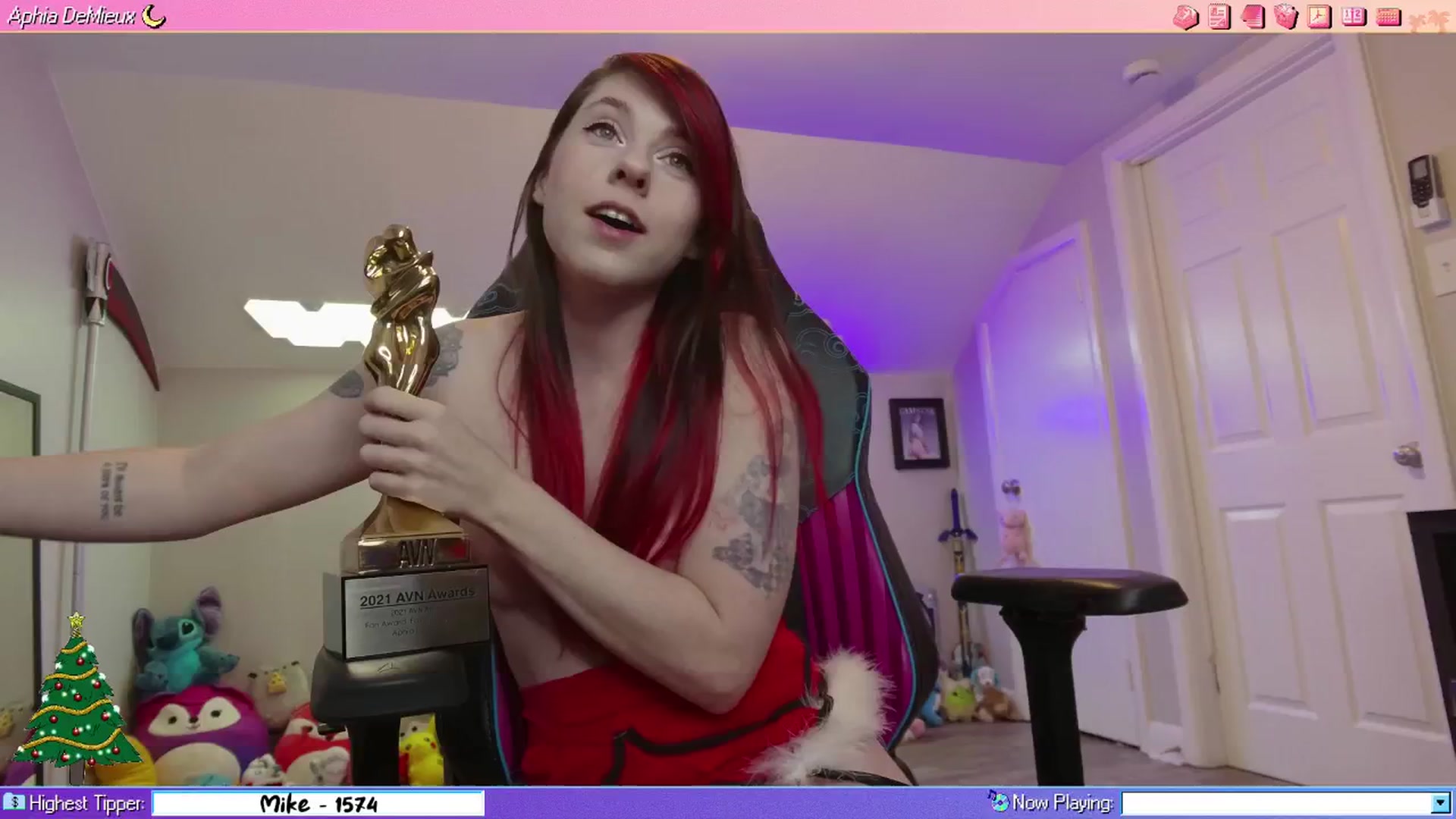 Gallery image thumbnail from AphiaDeMieux's myfreecams stream on, 12/23/2025, 04:53 image 12 of 20