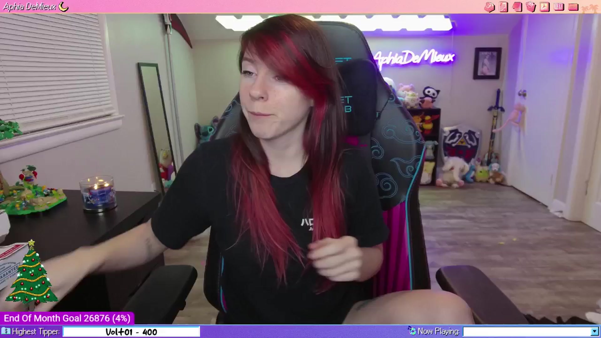 Gallery image thumbnail from AphiaDeMieux's myfreecams stream on, 12/28/2025, 06:02 image 2 of 20