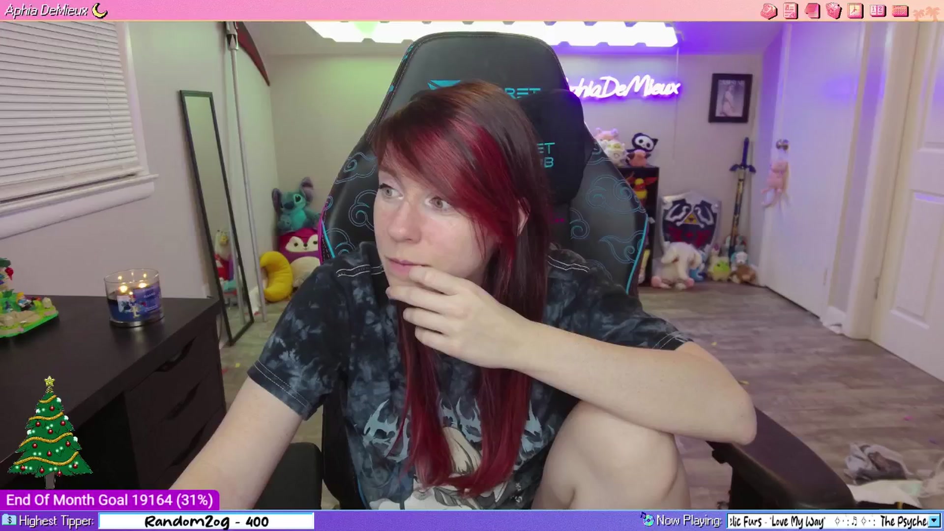 Gallery image thumbnail from AphiaDeMieux's myfreecams stream on, 12/29/2025, 05:35 image 12 of 20