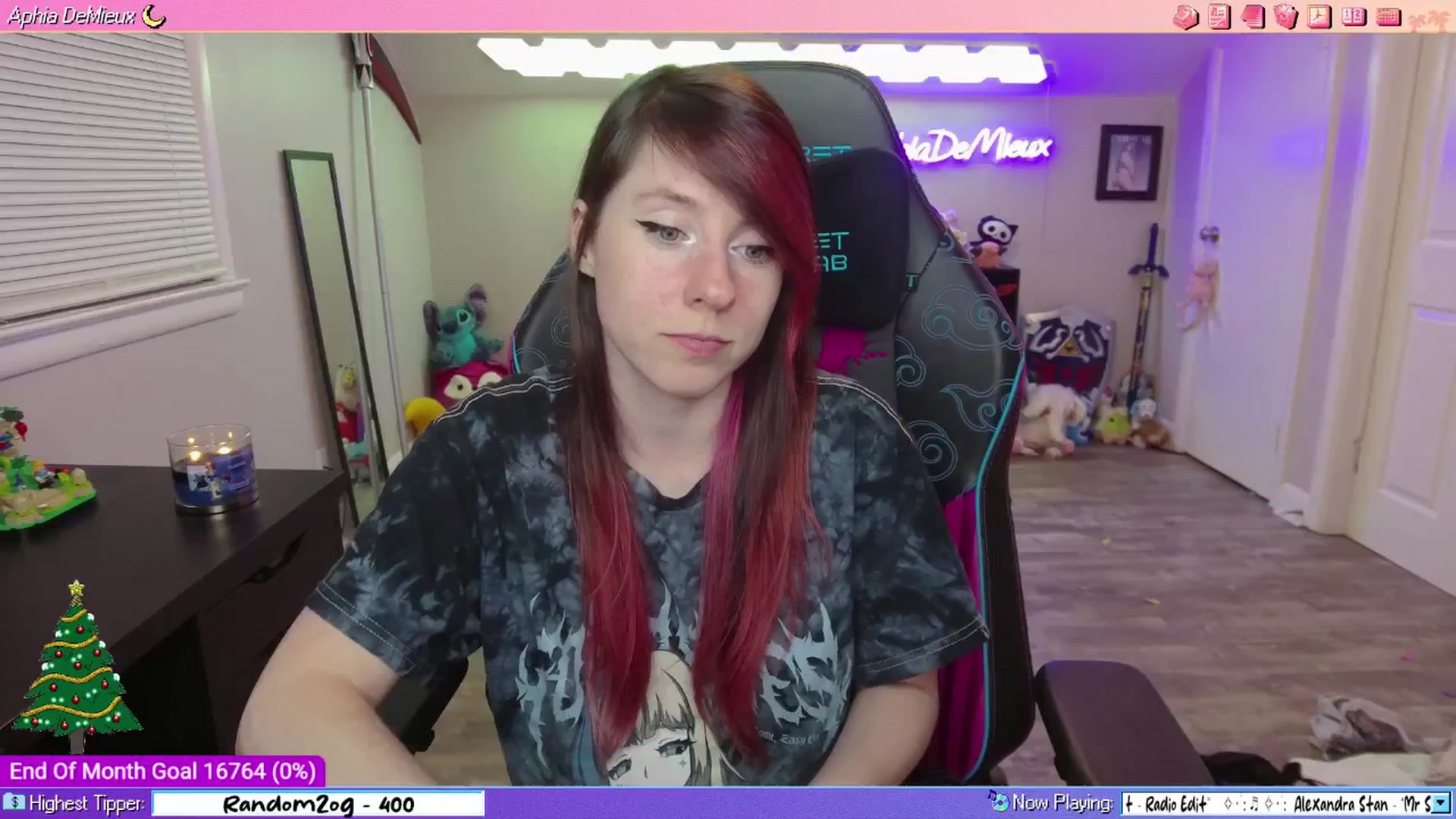 Gallery image thumbnail from AphiaDeMieux's myfreecams stream on, 12/29/2025, 05:35 image 18 of 20