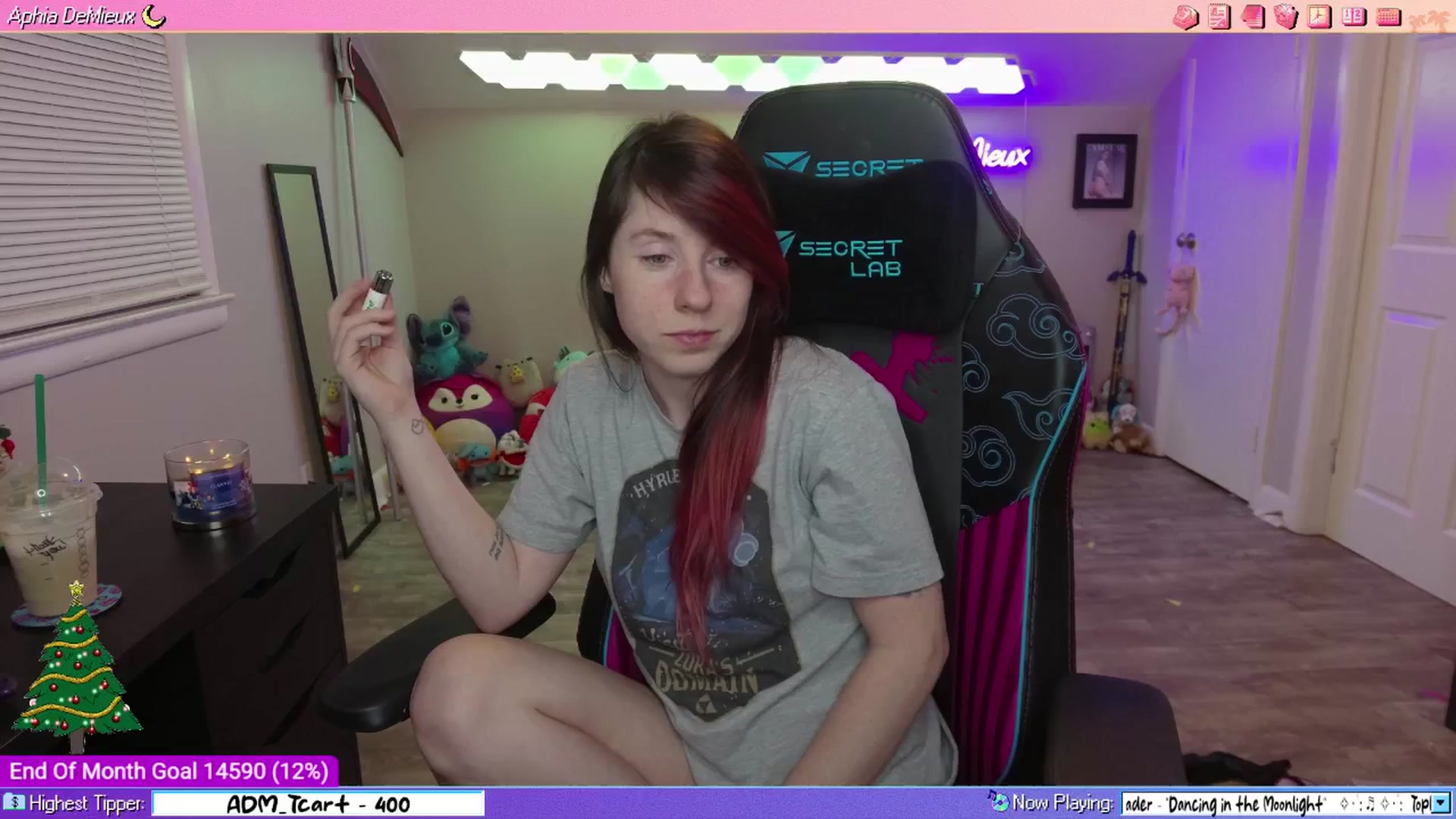 Gallery image thumbnail from AphiaDeMieux's myfreecams stream on, 12/30/2025, 04:42 image 12 of 20
