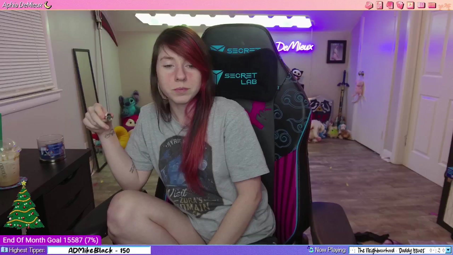 Gallery image thumbnail from AphiaDeMieux's myfreecams stream on, 12/30/2025, 04:42 image 6 of 20