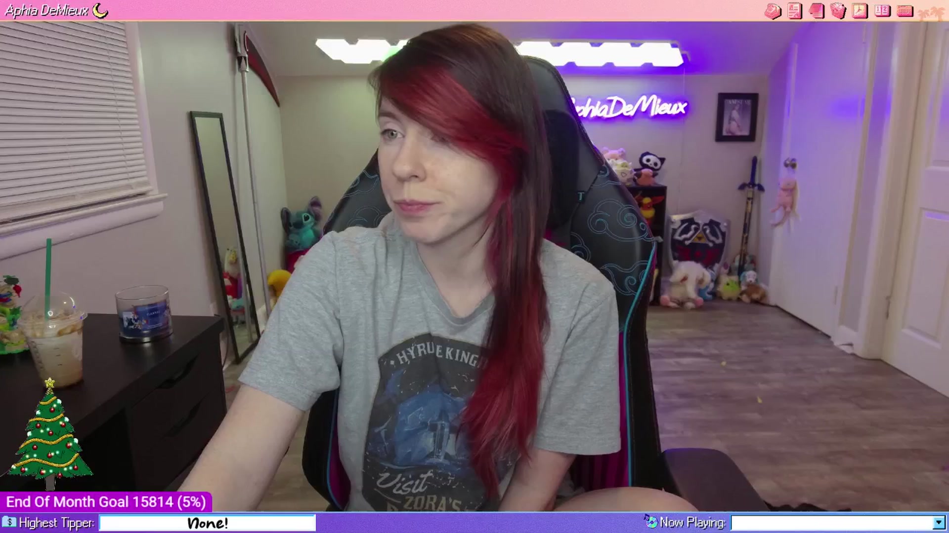 Gallery image thumbnail from AphiaDeMieux's myfreecams stream on, 12/30/2025, 04:42 image 1 of 20