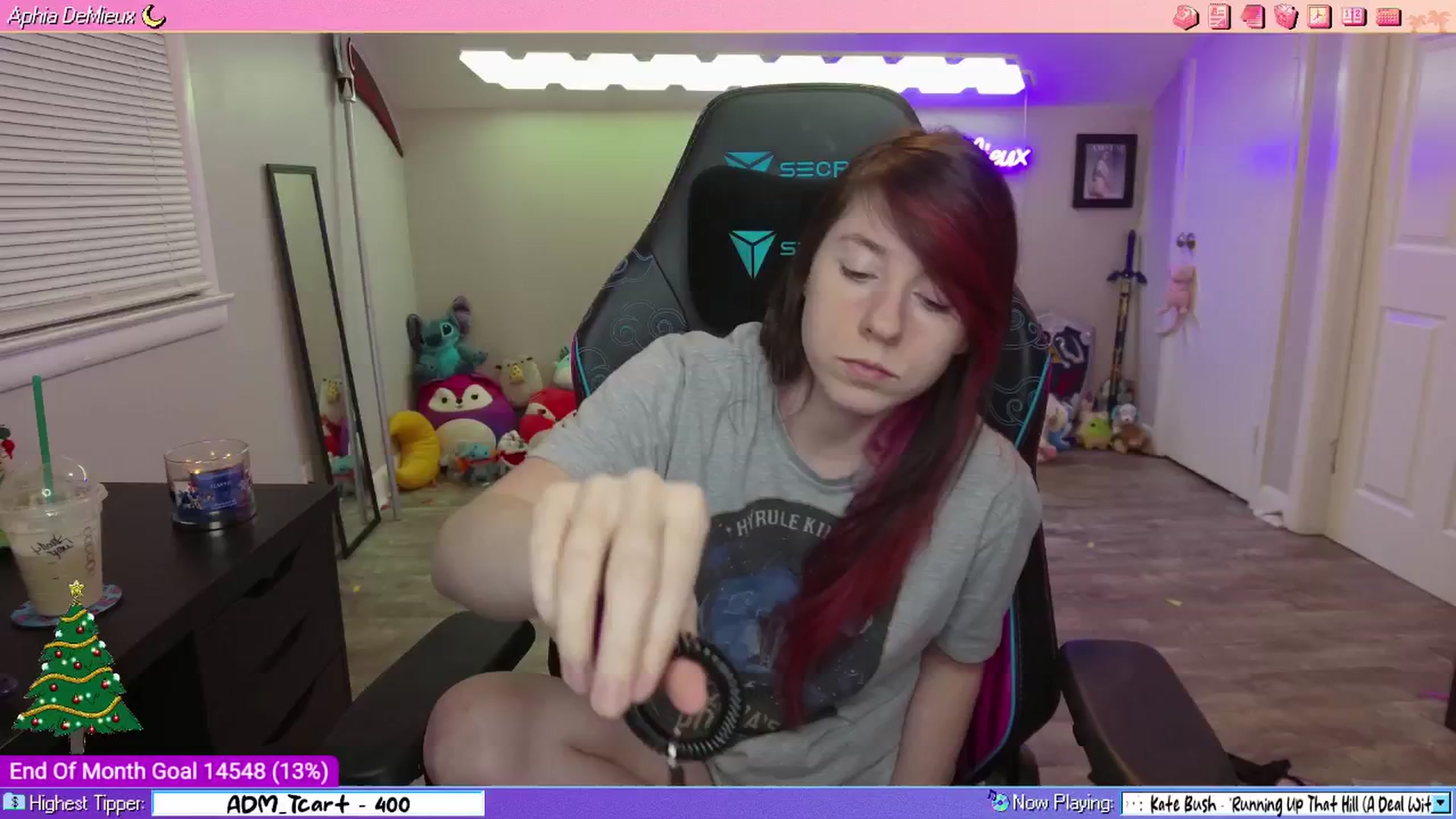 Gallery image thumbnail from AphiaDeMieux's myfreecams stream on, 12/30/2025, 04:42 image 13 of 20