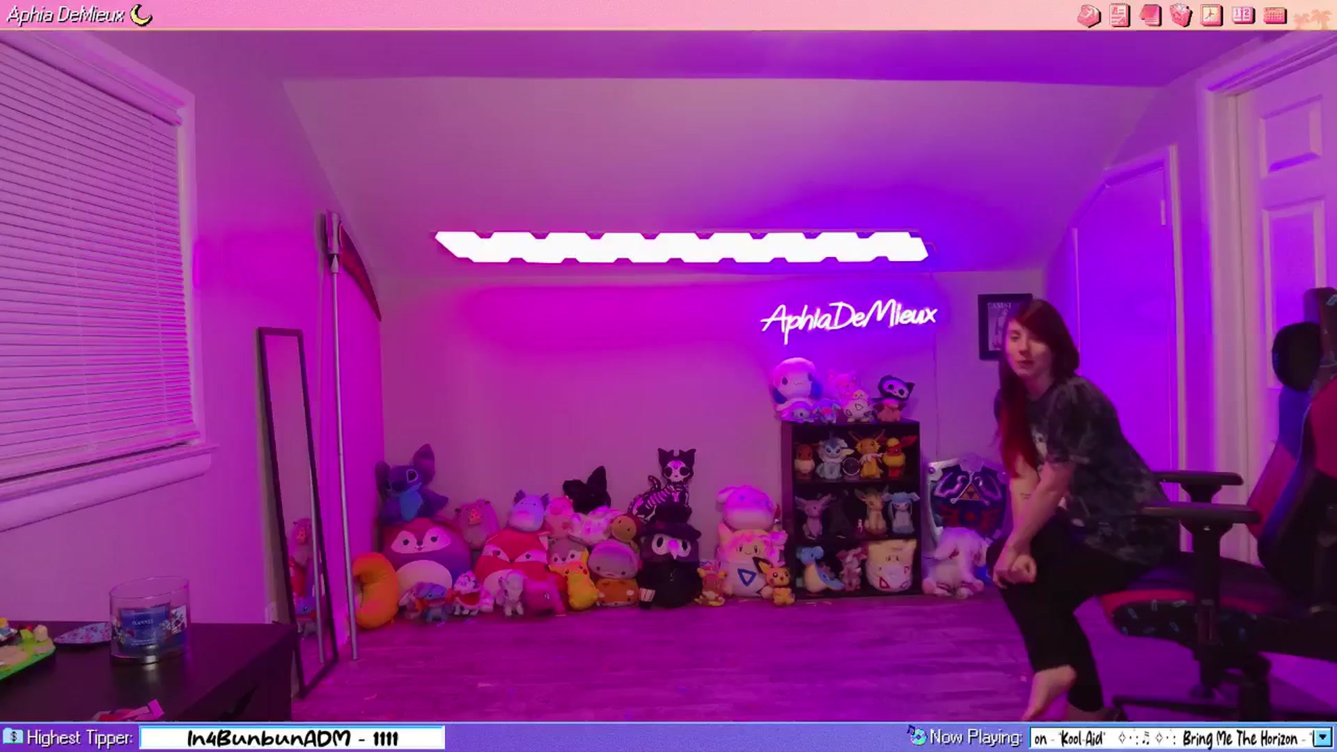 Gallery image thumbnail from AphiaDeMieux's myfreecams stream on, 01/01/2026, 08:37 image 11 of 20